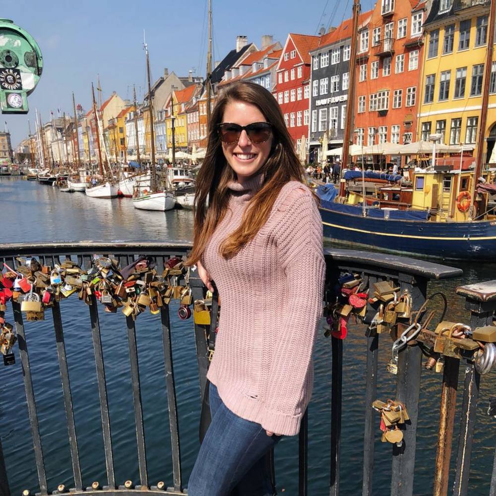 Meet your Posher, Lauren